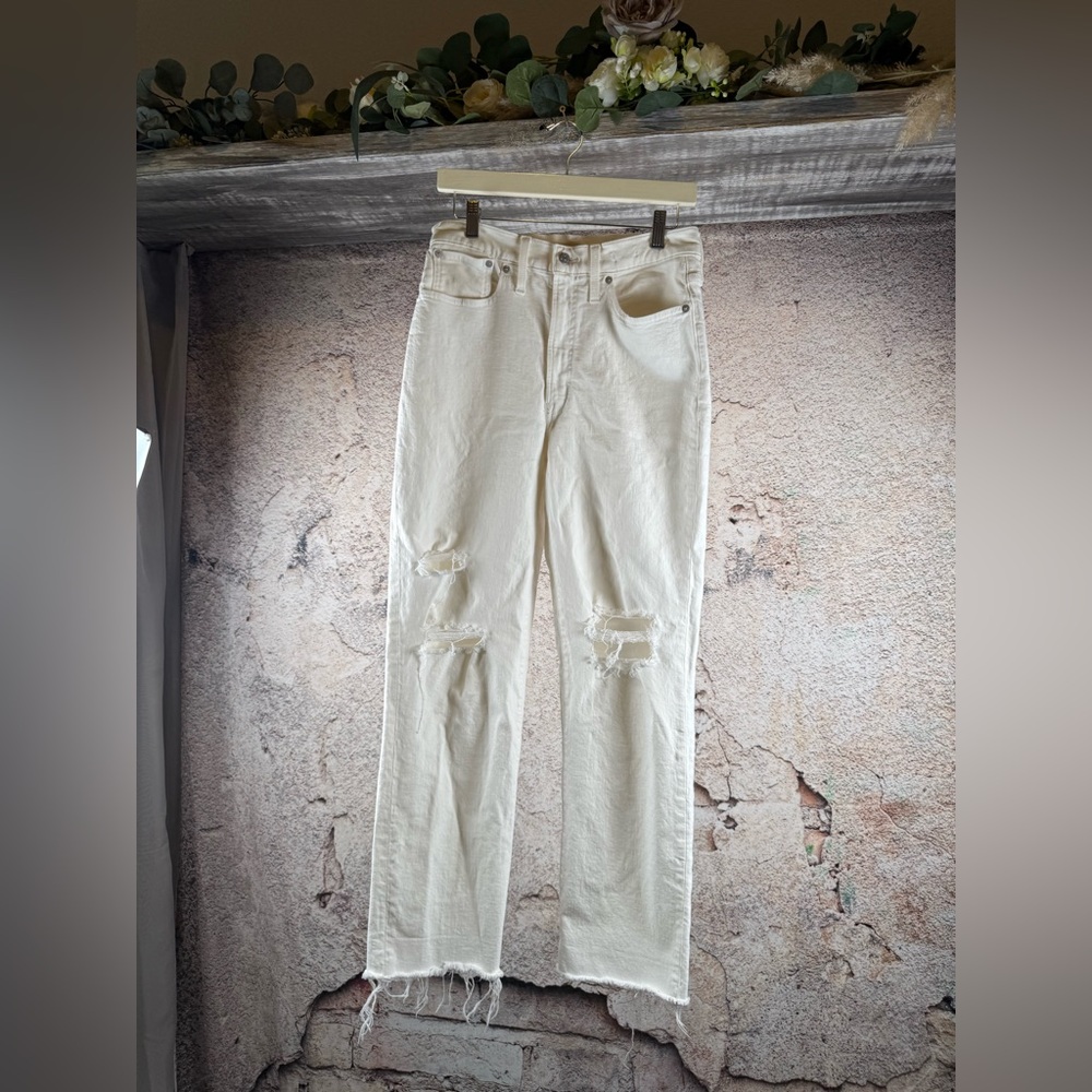 Madewell Women's Cream Straight Leg Jeans size 28. C62